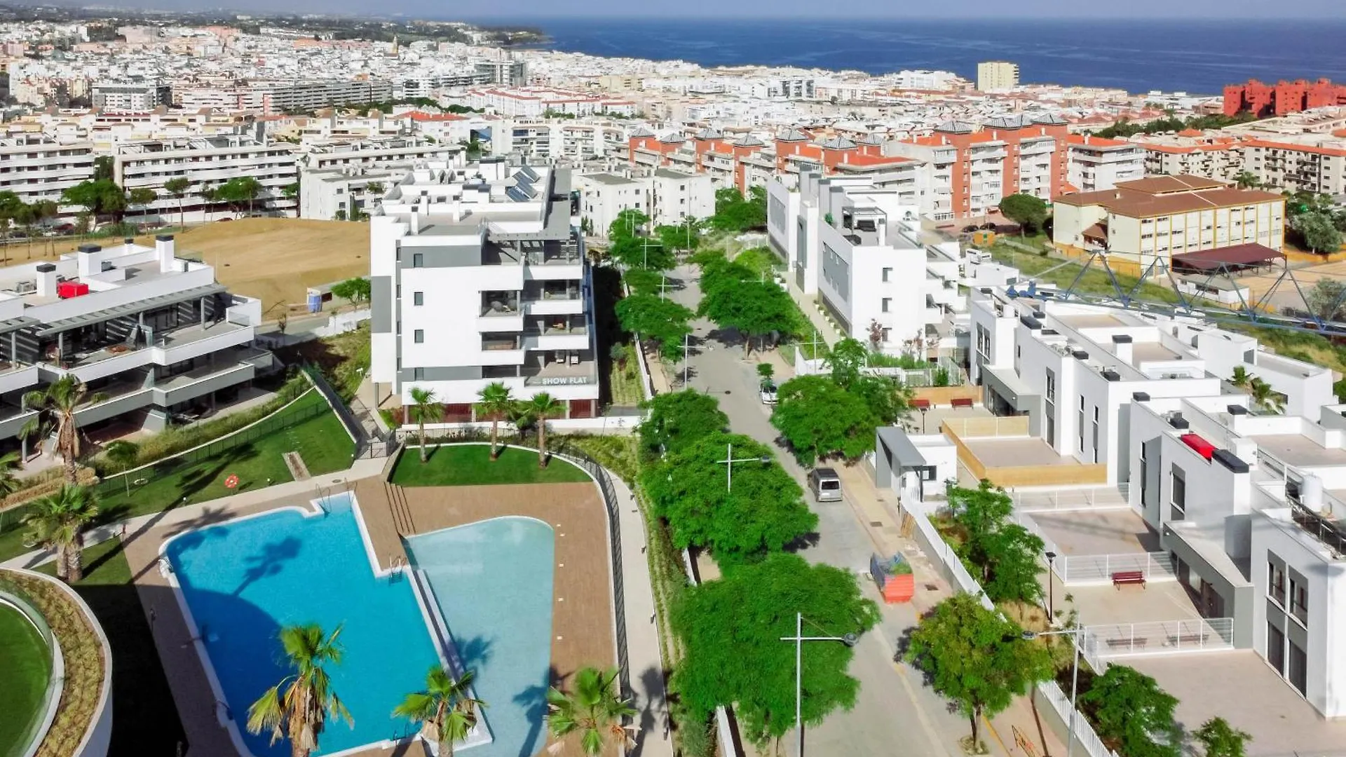 Lme133A- Stunning Flat Close To Beach In Estepona