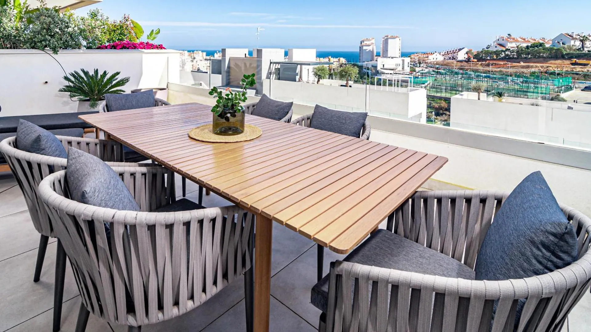 Lme133A- Stunning Flat Close To Beach In Estepona