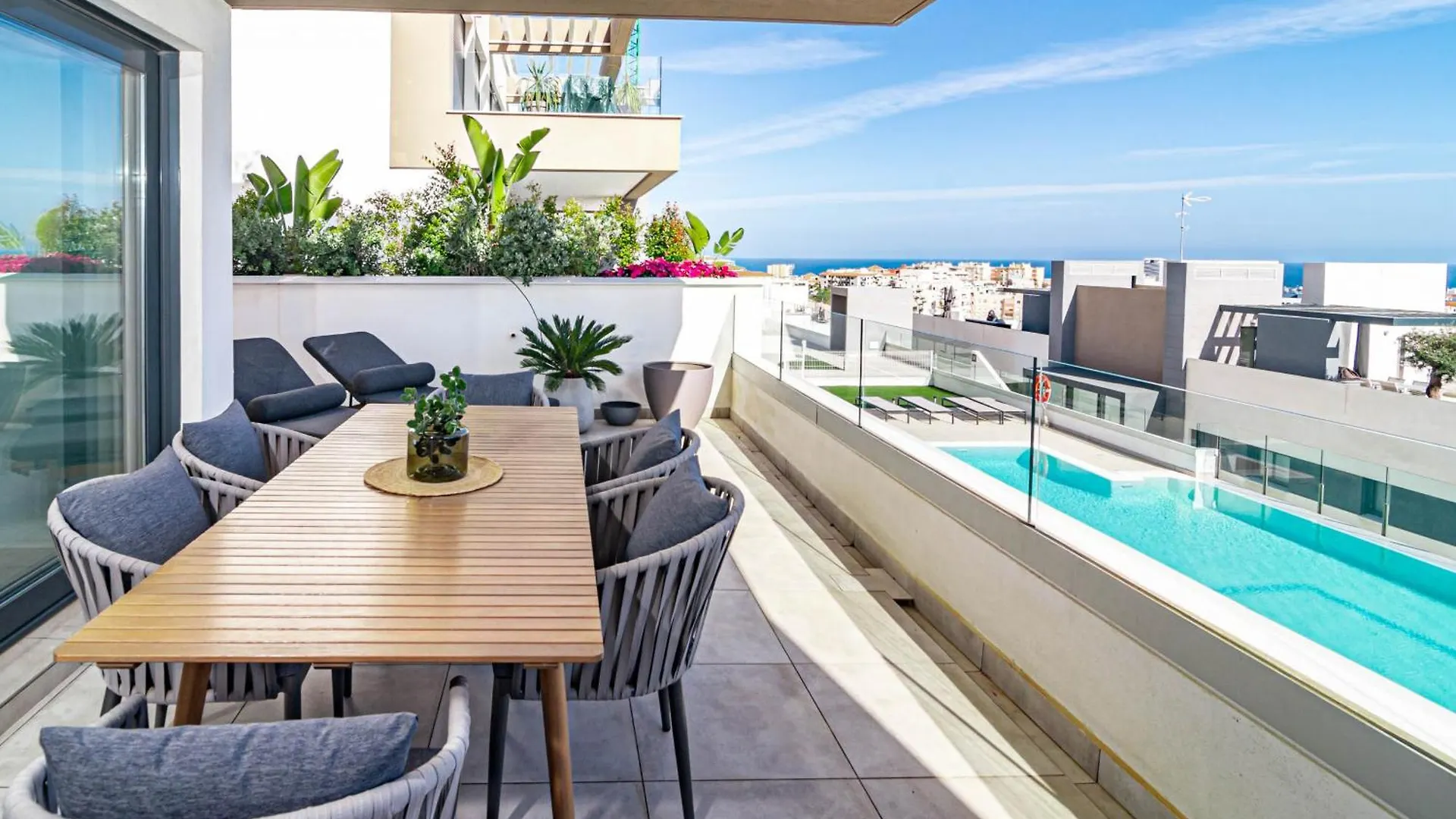 Lme133A- Stunning Flat Close To Beach In Estepona Spain